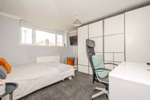 Photo 15- click for photo gallery